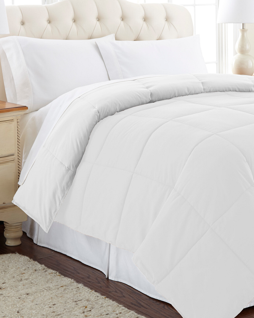 Modern Threads Sanctuary Down Alternative Reversible Comforter